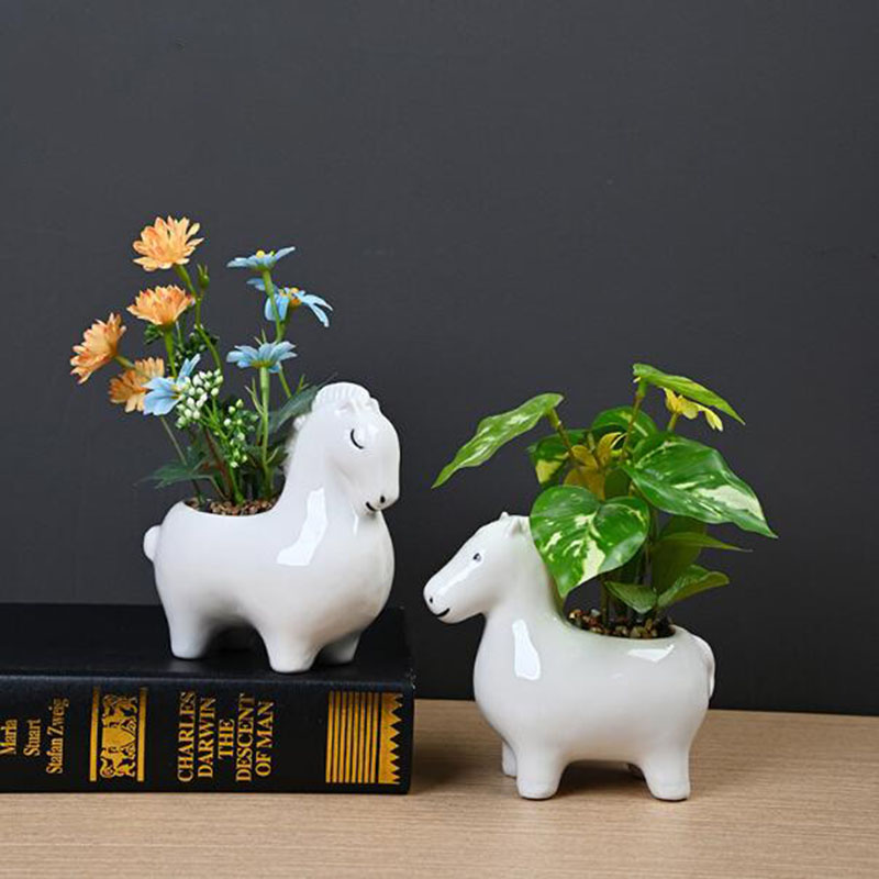 White Porcelain Creative Horse - Bonsai Garden Art recension och pris