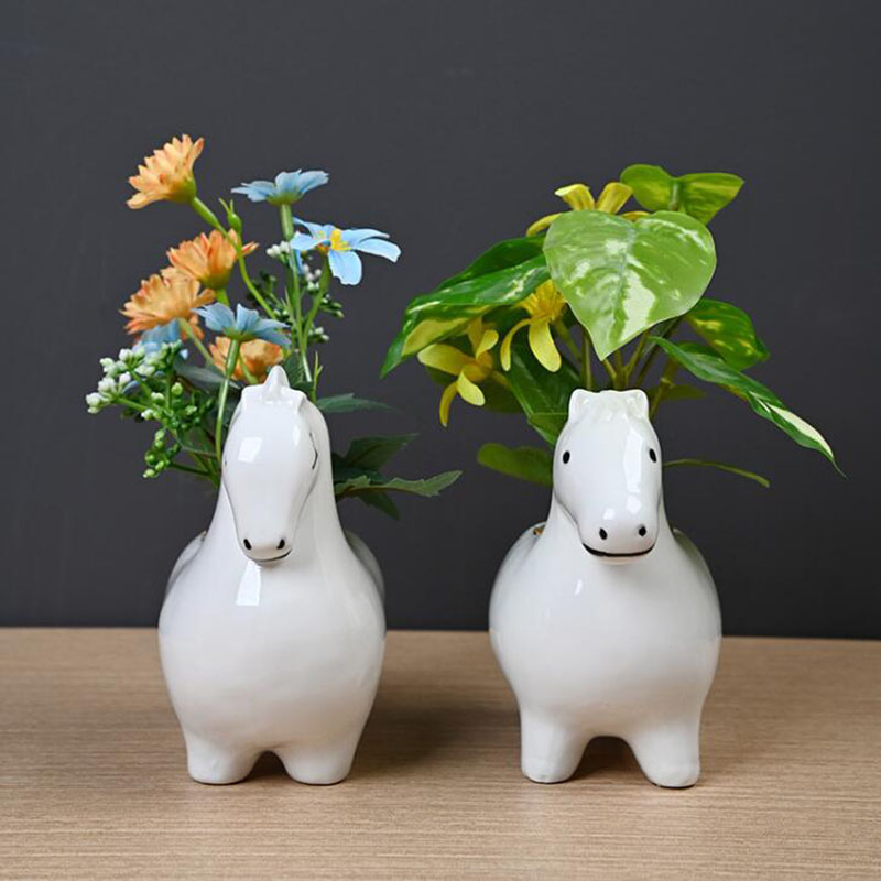 White Porcelain Creative Horse - Bonsai Garden Art recension och pris
