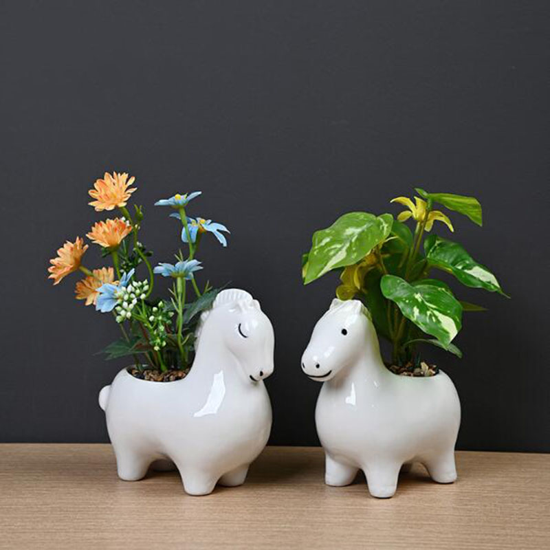 White Porcelain Creative Horse - Bonsai Garden Art recension och pris